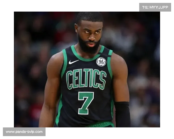 《制霸攻防!杰伦如何在音乐与篮球领域完美融合》(杰伦对唱) 《制霸攻防!杰伦如何在音乐与篮球领域完美融合》(杰伦对唱)